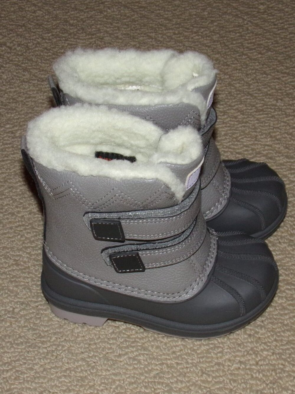 GIRLS CAT & JACK GRAY LILAC SNOW BOOTS SZ 7 TODDLER SIZE - Picture 2 of 6